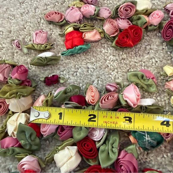 Satin Ribbon Rose Flower Embellishment Vintage Pink Red Blue Cream Craft 90+ pc - Picture 8 of 8